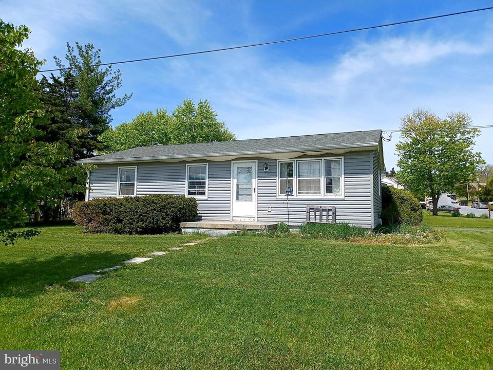 237 Stickley St, Strasburg, VA 22657 12 Photos MLS VASH2003114