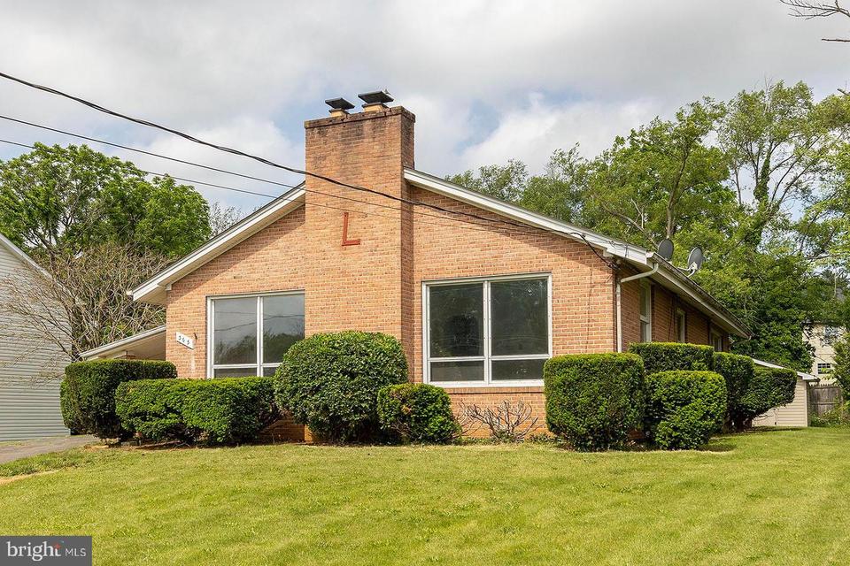 365 Shenandoah Ave, Winchester, VA 22601 34 Photos MLS VAWI2003302