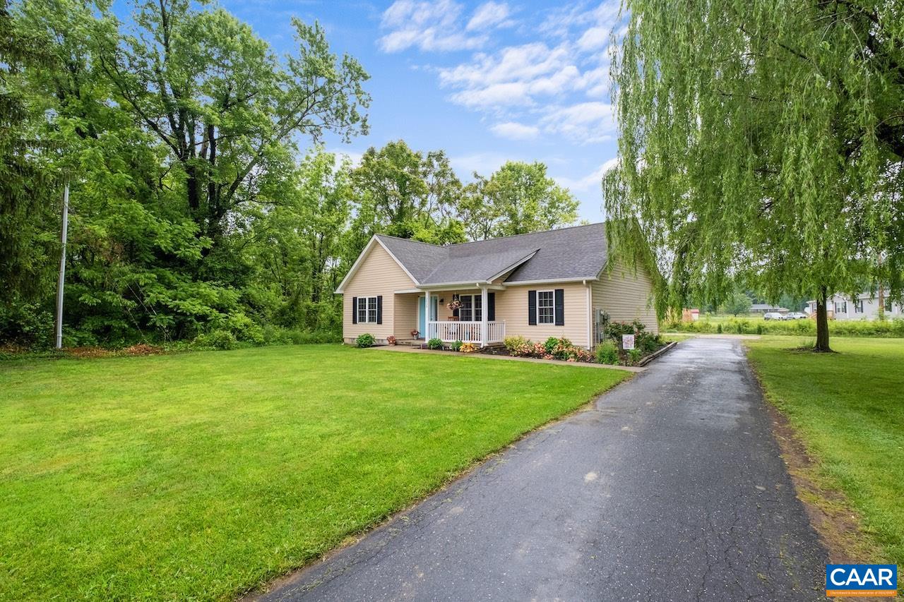 2039 Howardsville Tpke, Stuarts Draft, VA 24477 32 Photos Movoto