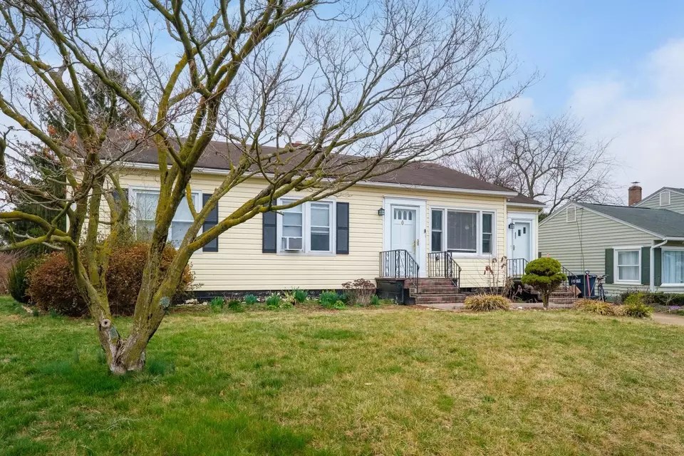 815 Spotswood Dr, Harrisonburg, VA 22802 13 Photos Movoto