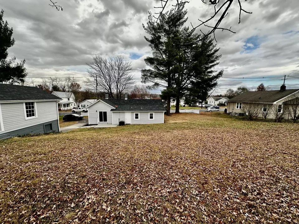 914 Piedmont Ave, Salem, VA 24153 20 Photos Movoto