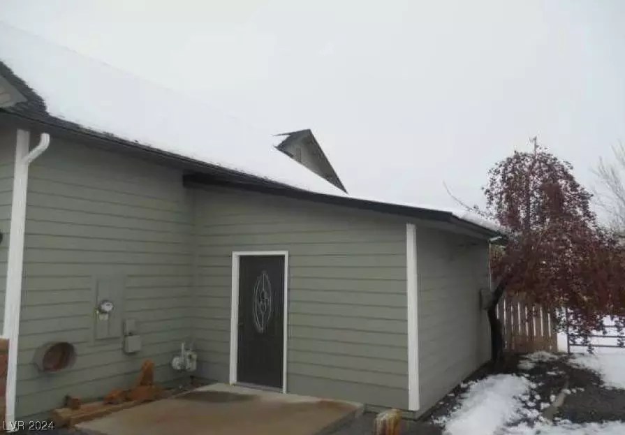 1526 Downs Dr, Minden, NV 89423 13 Photos Movoto