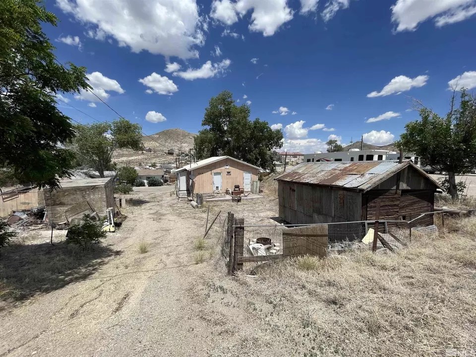 345 S South St, Tonopah, NV 89049 2 Photos Movoto