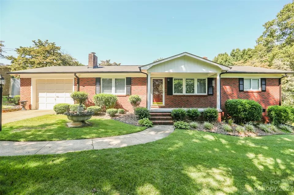 315 Tiffany St, Concord, NC 28027 20 Photos Movoto