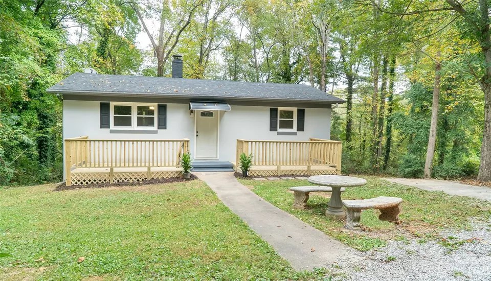 116 Douglas Dr, NC 28655 16 Photos Movoto