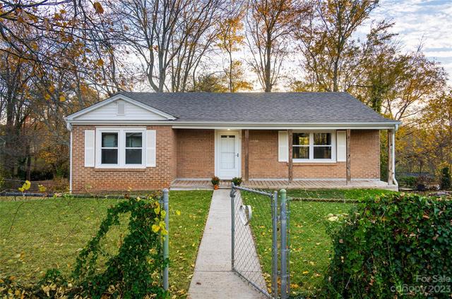 16 Skyland Cir, Asheville, NC 28804 | 44 Photos - Movoto