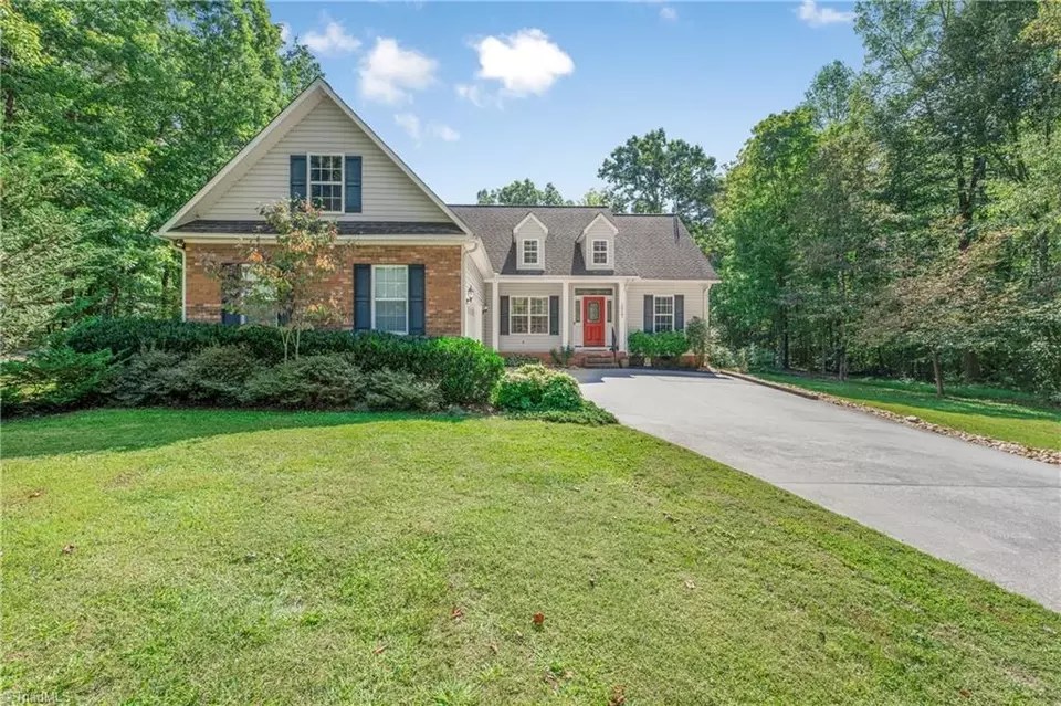 1617 Lone Hickory Rd, Yadkinville, NC 27055 29 Photos Movoto