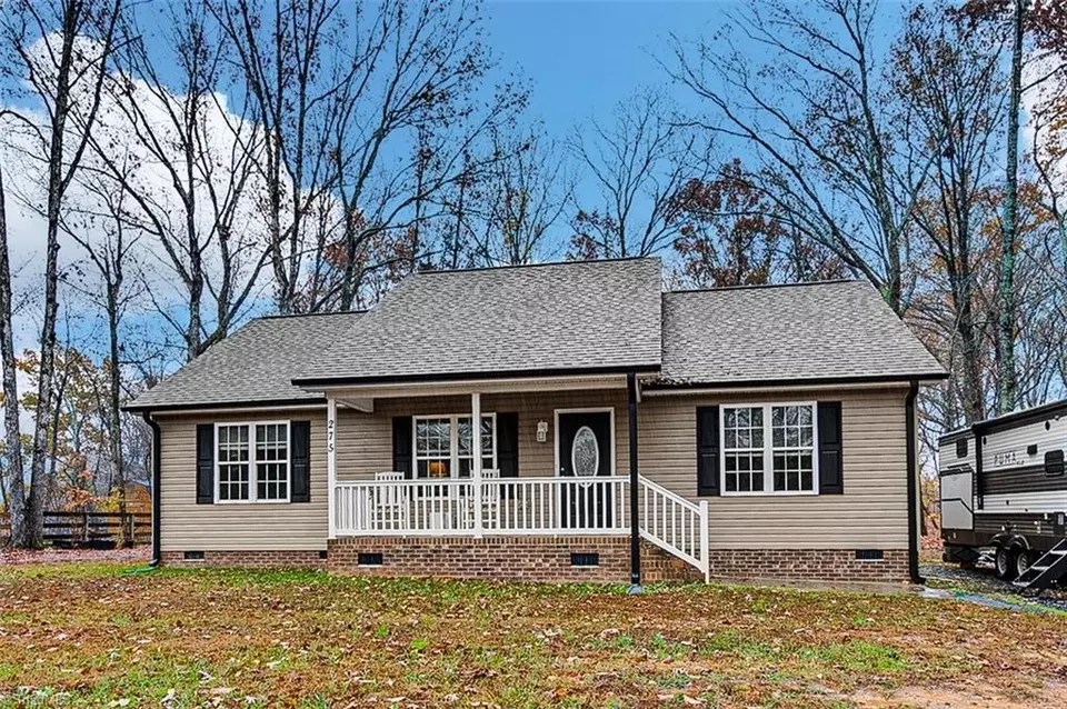 275 Vancroft St, Asheboro, NC 27205 22 Photos Movoto