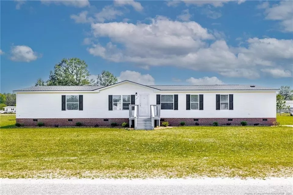 767 Precision, Hope Mills, NC 28348 32 Photos Movoto