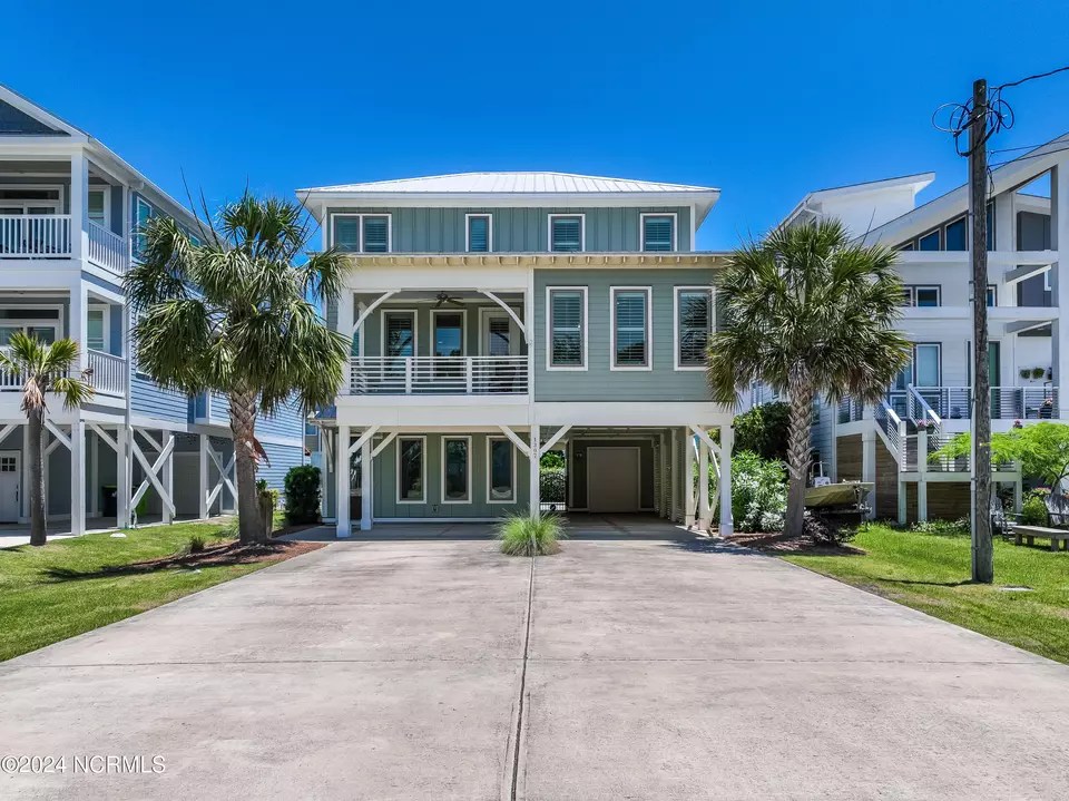 1307 Bonito Ln, Carolina Beach, NC 28428 44 Photos Movoto
