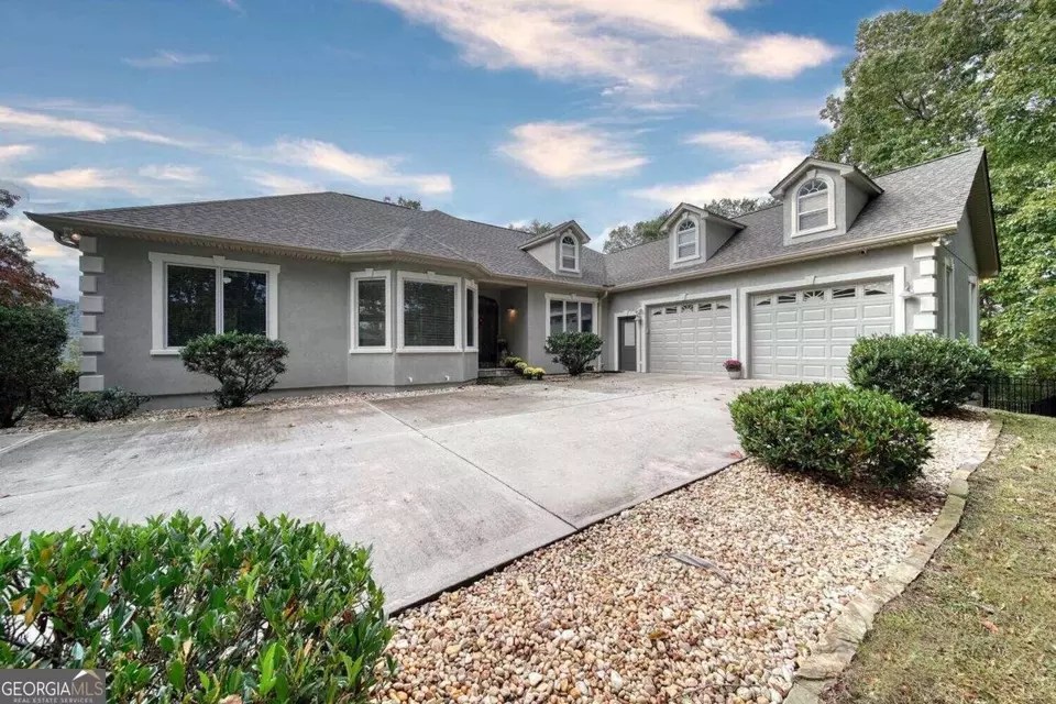 4247 Asheland, Young Harris, GA 30582 63 Photos Movoto