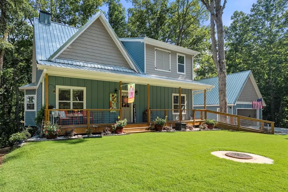 976 King Mountain Dr, Clayton, GA 30525 59 Photos Movoto