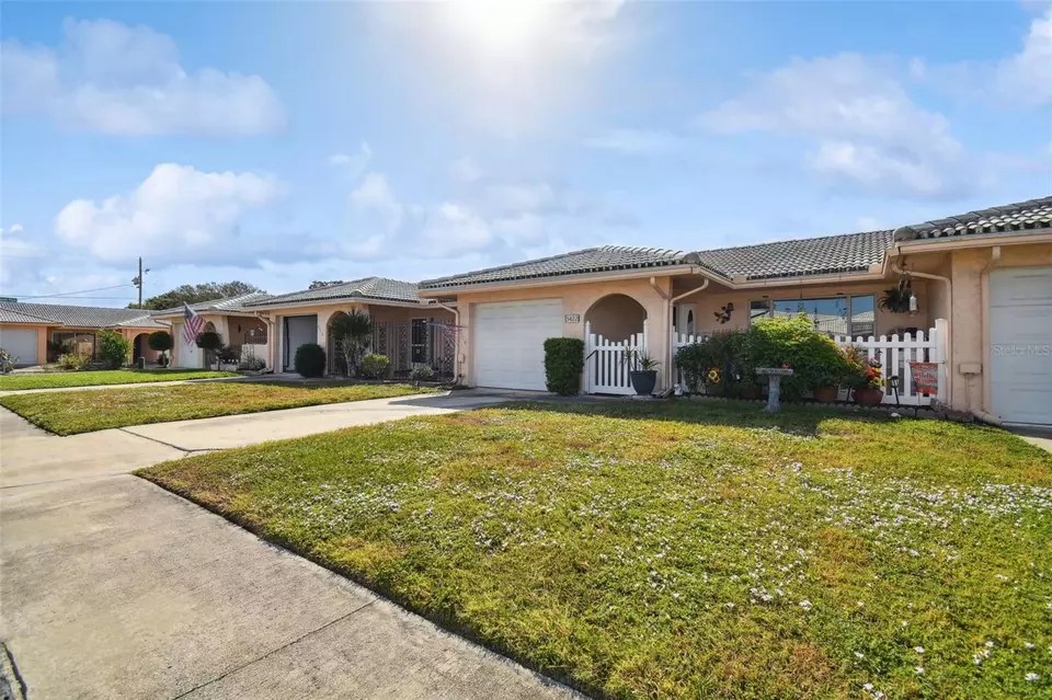 5422 Glen Ivy Pl N, Pinellas Park, FL 33782 46 Photos Movoto