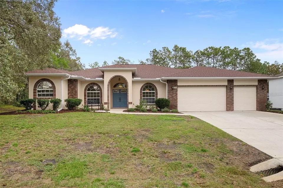 241 Pine St, Homosassa, FL 34446 45 Photos Movoto