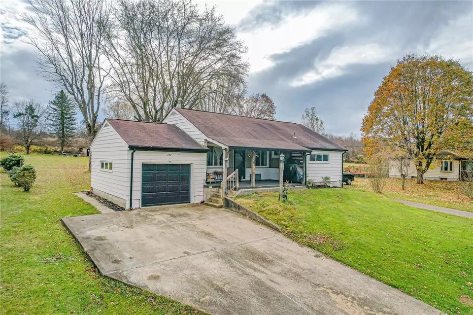 272 Pleasant View Dr, Kittanning, PA 16201 25 Photos Movoto