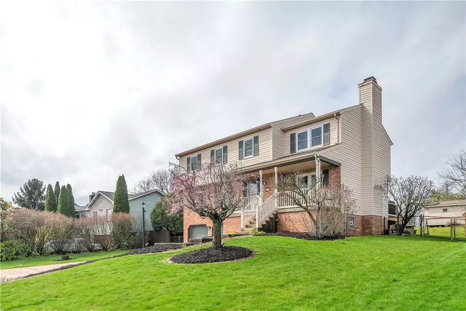 226 Rizzi Dr, Irwin, PA 15642 43 Photos Movoto