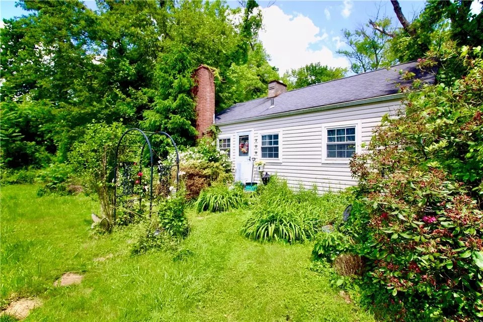 208 Pillow Ave, Cheswick, PA 15024 19 Photos Movoto