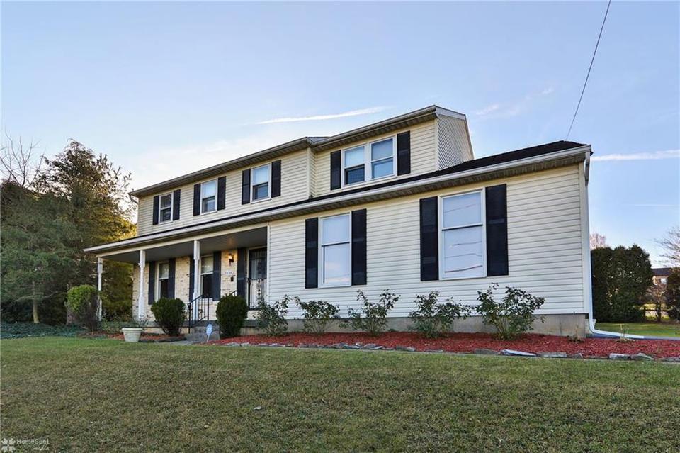 1934 Schadt Ave, Fullerton, PA 18052 50 Photos MLS 684458 Movoto