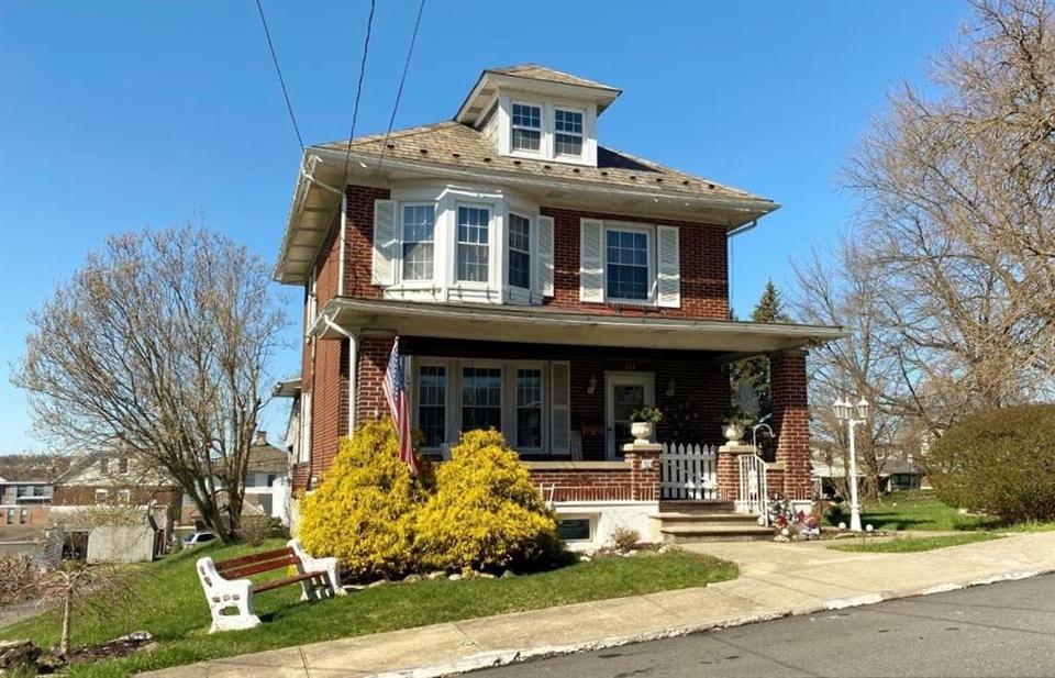 513 Williams St, Easton, PA 18042 19 Photos MLS 690691 Movoto