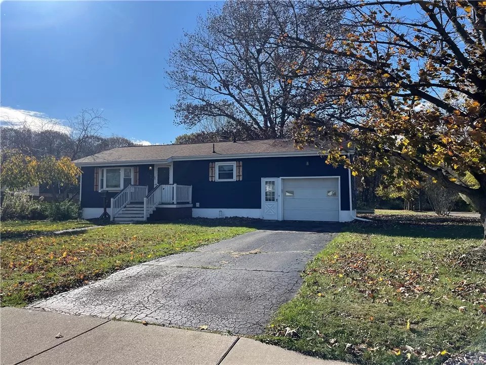 2904 Bird Dr, Erie, PA 16510 23 Photos Movoto