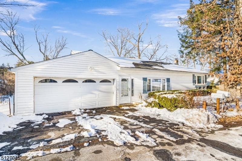 149 Lake Dr, Stanhope, NJ 07874 12 Photos MLS 3761734 Movoto