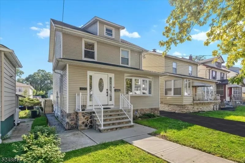 320 E 4th Ave, Roselle, NJ 07203 29 Photos Movoto