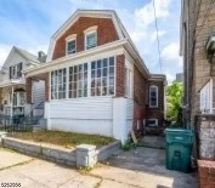 438 Neville St, Perth Amboy, NJ 08861 1 photo Movoto