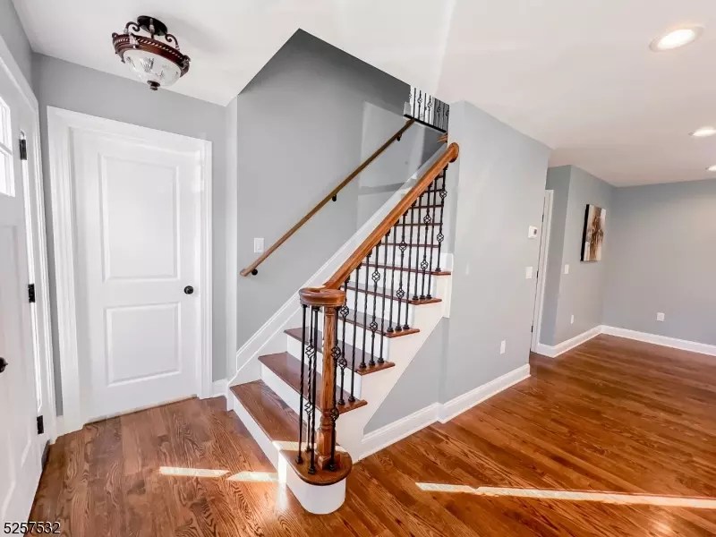 26 Stony Brook Rd, Rockaway, NJ 07866 25 Photos Movoto