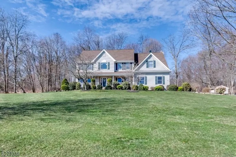 5 Arrow Ct, Mount Olive, NJ 07836 39 Photos Movoto