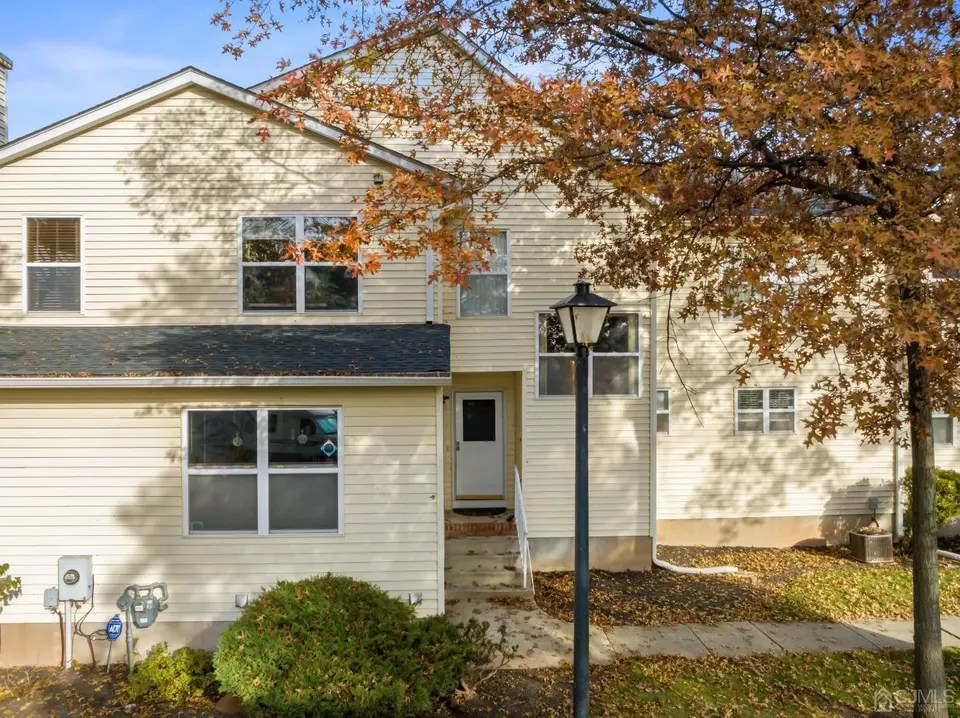 402 Keswick Dr, Piscataway, NJ 08854 41 Photos Movoto