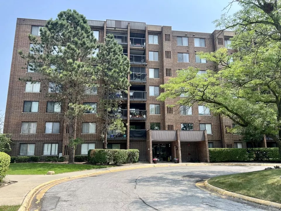 400 Park Ave 618, Calumet City, IL 60409 17 Photos Movoto