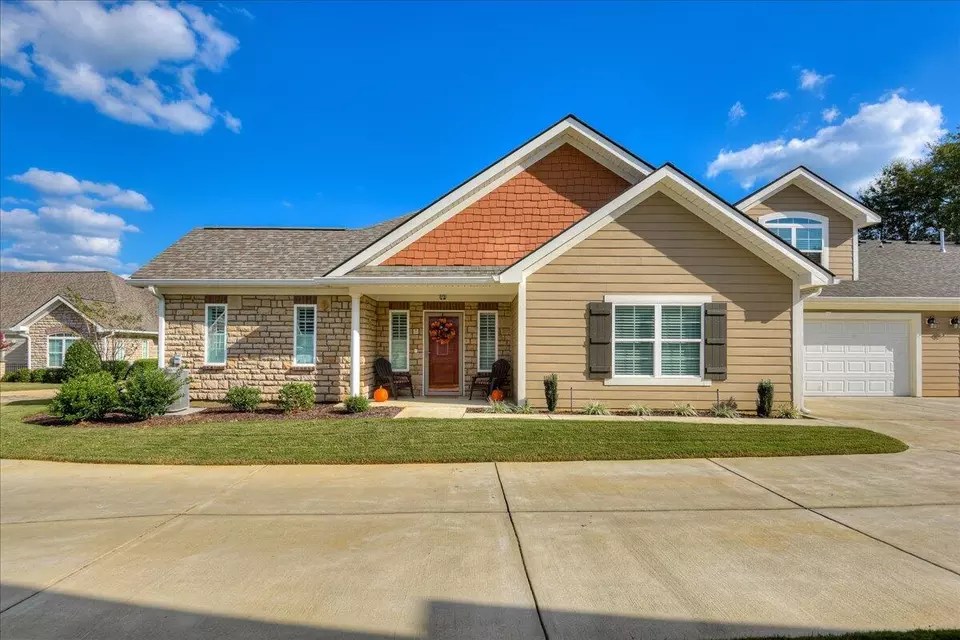 185 Harvest Ln, Aiken, SC 29803 53 Photos Movoto