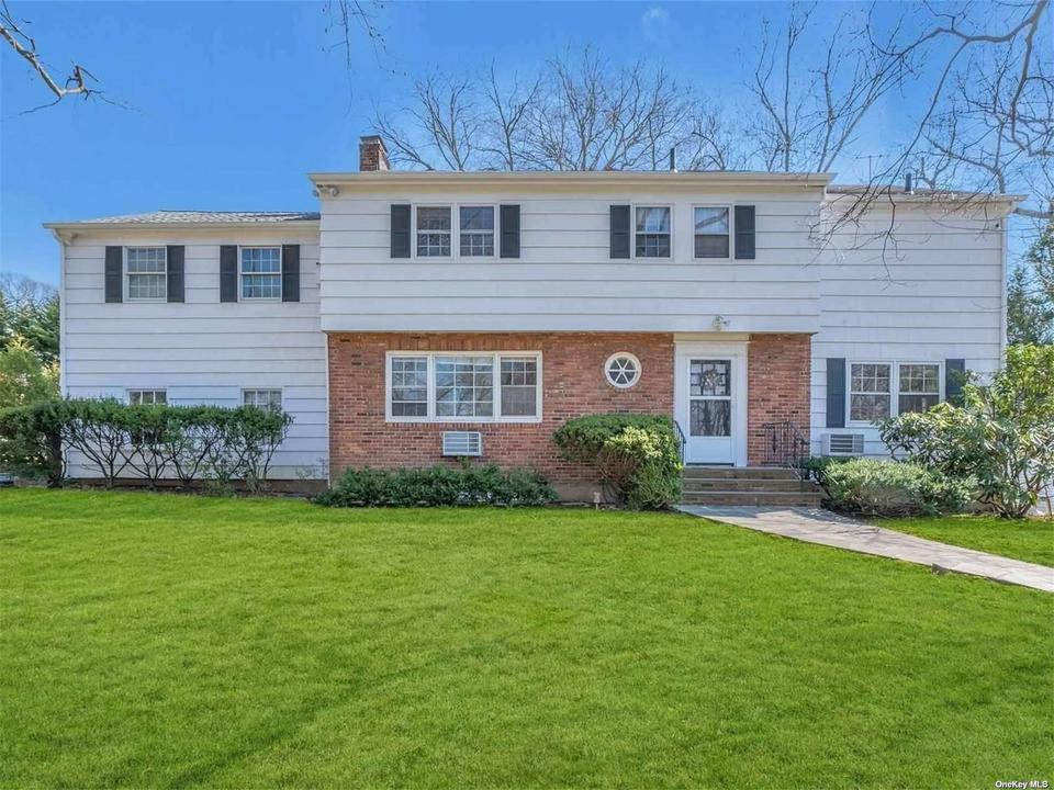 240 Park Ave, Manhasset, NY 11030 33 Photos MLS 3383287 Movoto