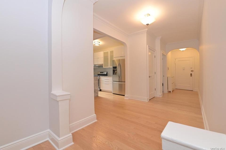 21 Barstow Rd 2K, Great Neck, NY 11021 33 Photos MLS 3397737 Movoto