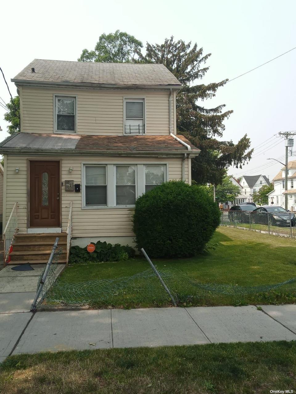 11402 208th St, Cambria Heights, NY 11411 1 photo Movoto
