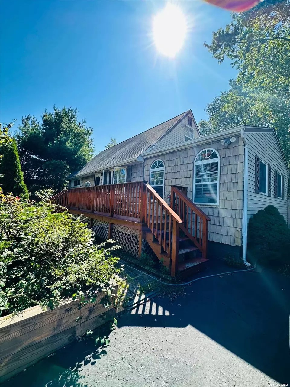 6 Greendale Ln, Centereach, NY 11720 Movoto