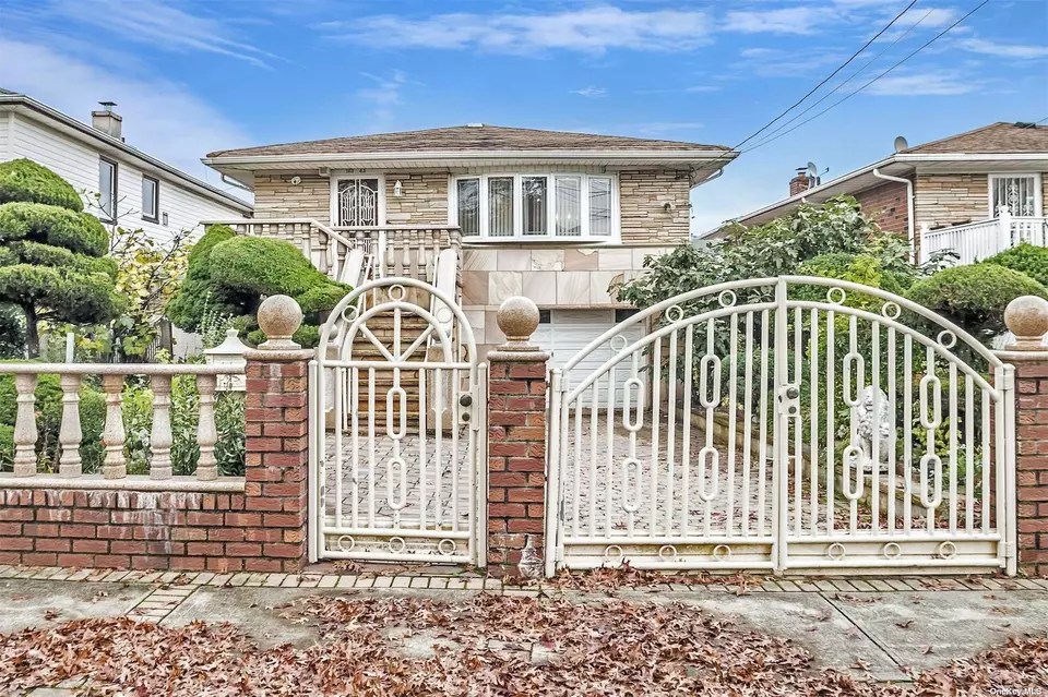 16343 90th St, Howard Beach, NY 11414 19 Photos Movoto