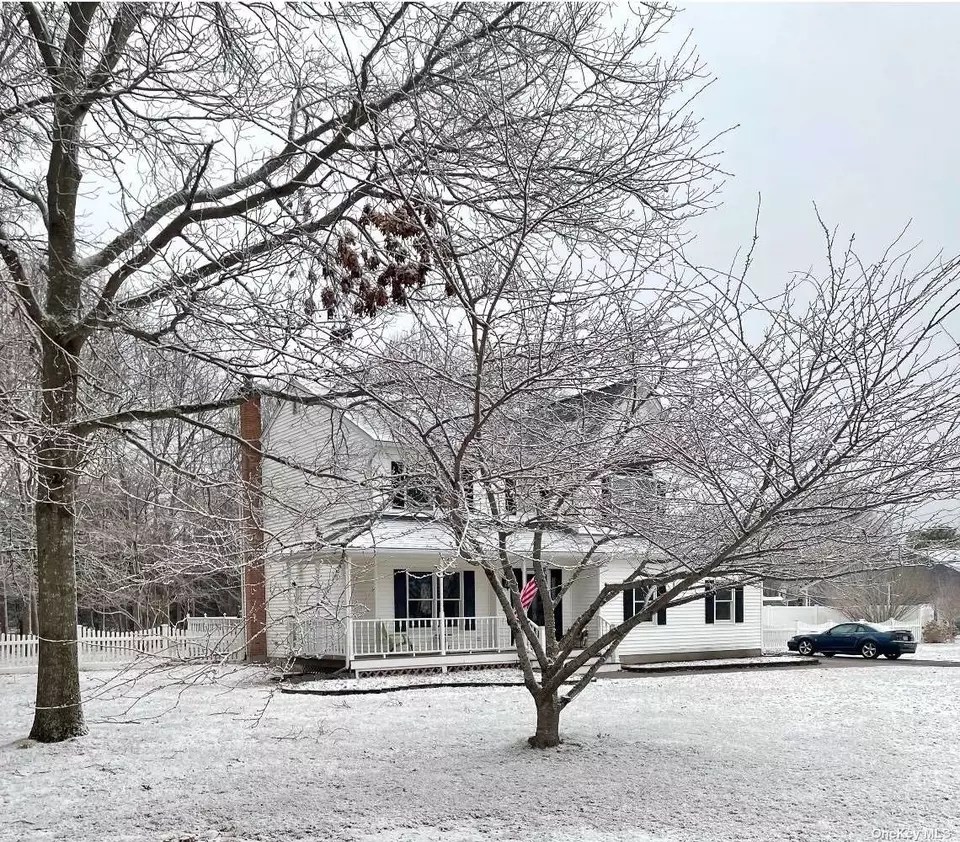 35 Fairway Dr, Wading River, NY 11792 2 Photos Movoto