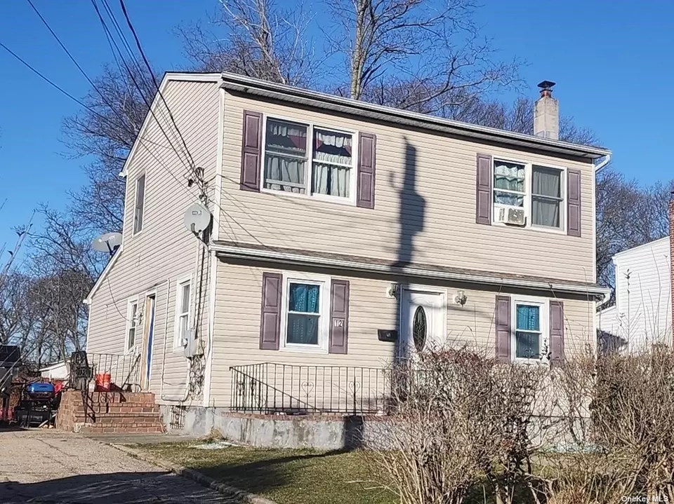 12 Leonard Pl, Amityville, NY 11701 5 Photos Movoto