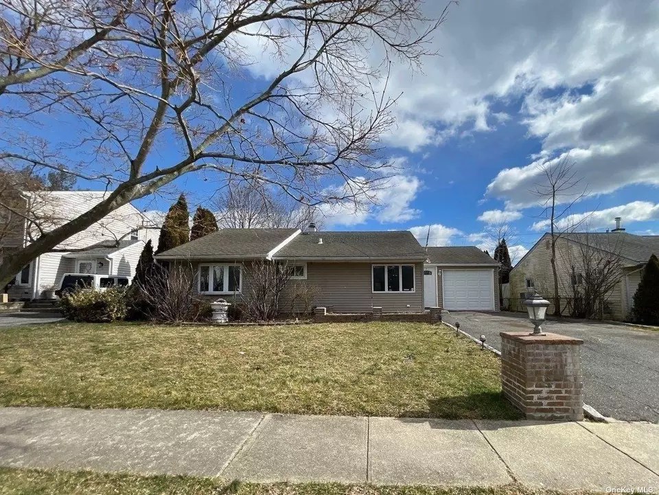 65 East Ave, Glen Cove, NY 11542 15 Photos Movoto