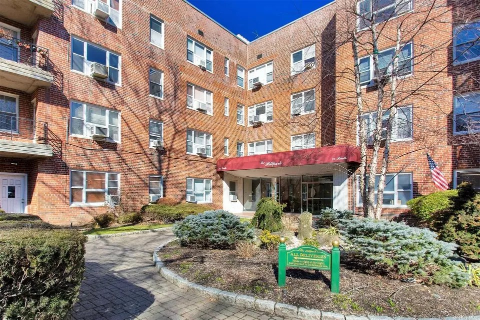 75 S Middle Neck Rd 2M, Great Neck, NY 11021 20 Photos Movoto