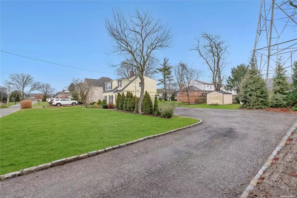 203 Fairfield Ave, Carle Place, NY 11514 23 Photos Movoto