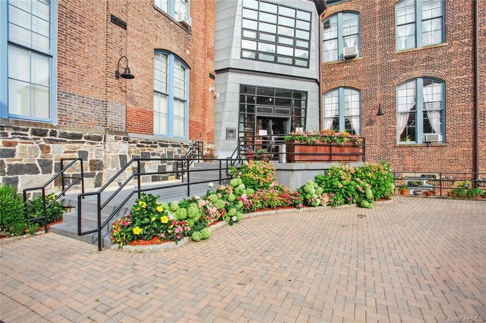 52 ster Ave 7, New Rochelle, NY 10801 32 Photos Movoto