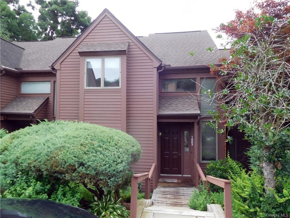 1803 Eagle Bay Dr, Ossining, NY 10562 1 photo MLS 6132348 Movoto