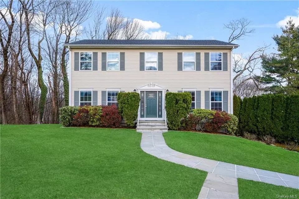 27 Joan Ave, Greenburgh, NY 10607 32 Photos Movoto