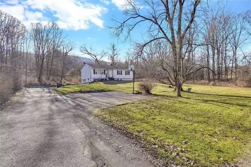 259 Clove Rd, Monroe, NY 10950 28 Photos Movoto