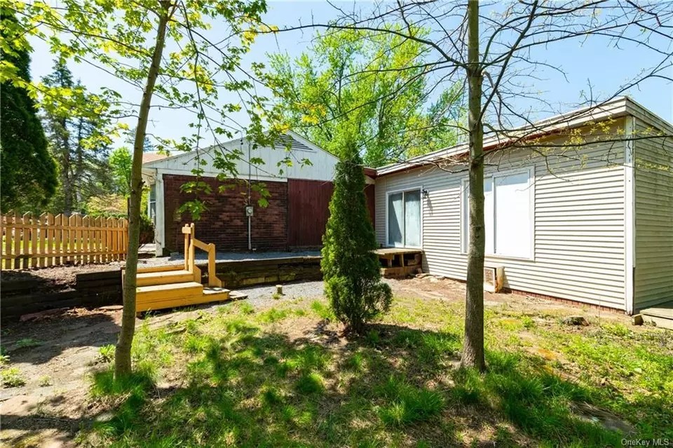 5 Midway Dr, Newburgh, NY 12550 19 Photos Movoto