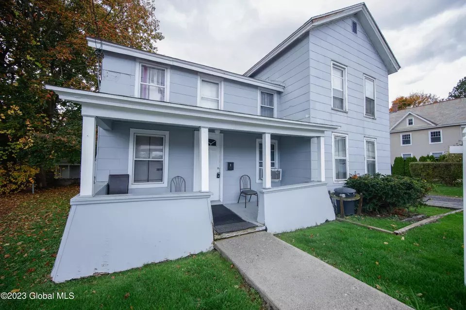 8 Bunn St, Amsterdam, NY 12010 20 Photos Movoto