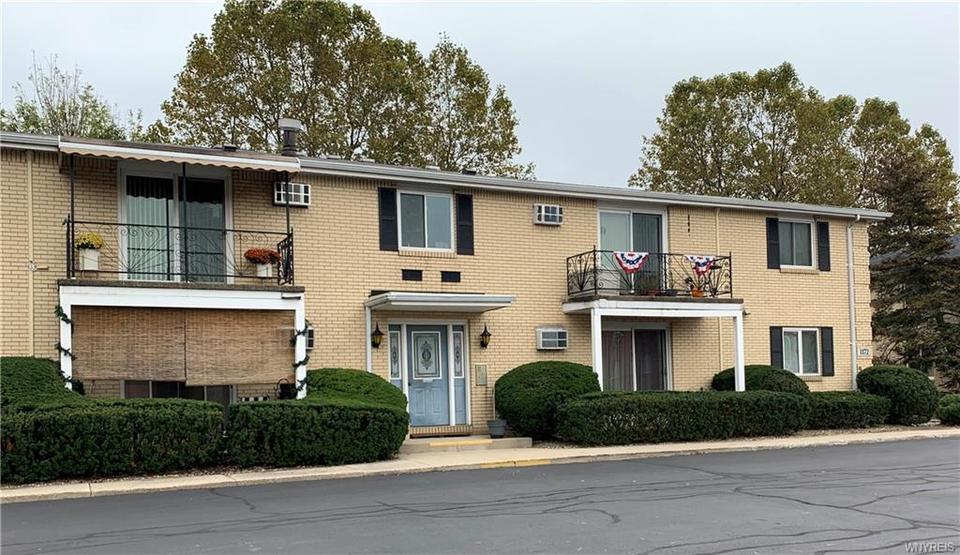 1172 Indian Church Rd 9, West Seneca, NY 14224 32 Photos MLS 