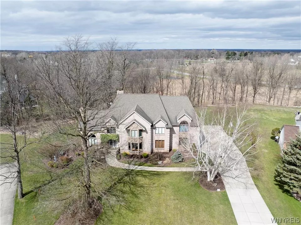 9625 The Maples, Clarence, NY 14031 49 Photos Movoto